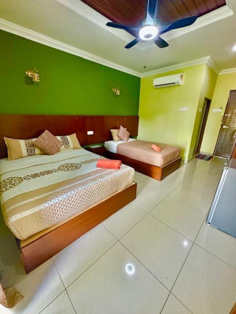 Norshah Village Resort Pantai Cenang  Luaran gambar
